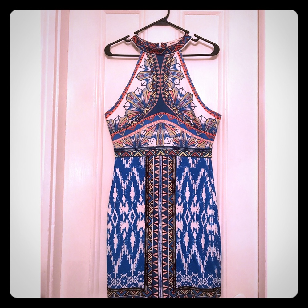 Multi-colored Geometric pattern Mini